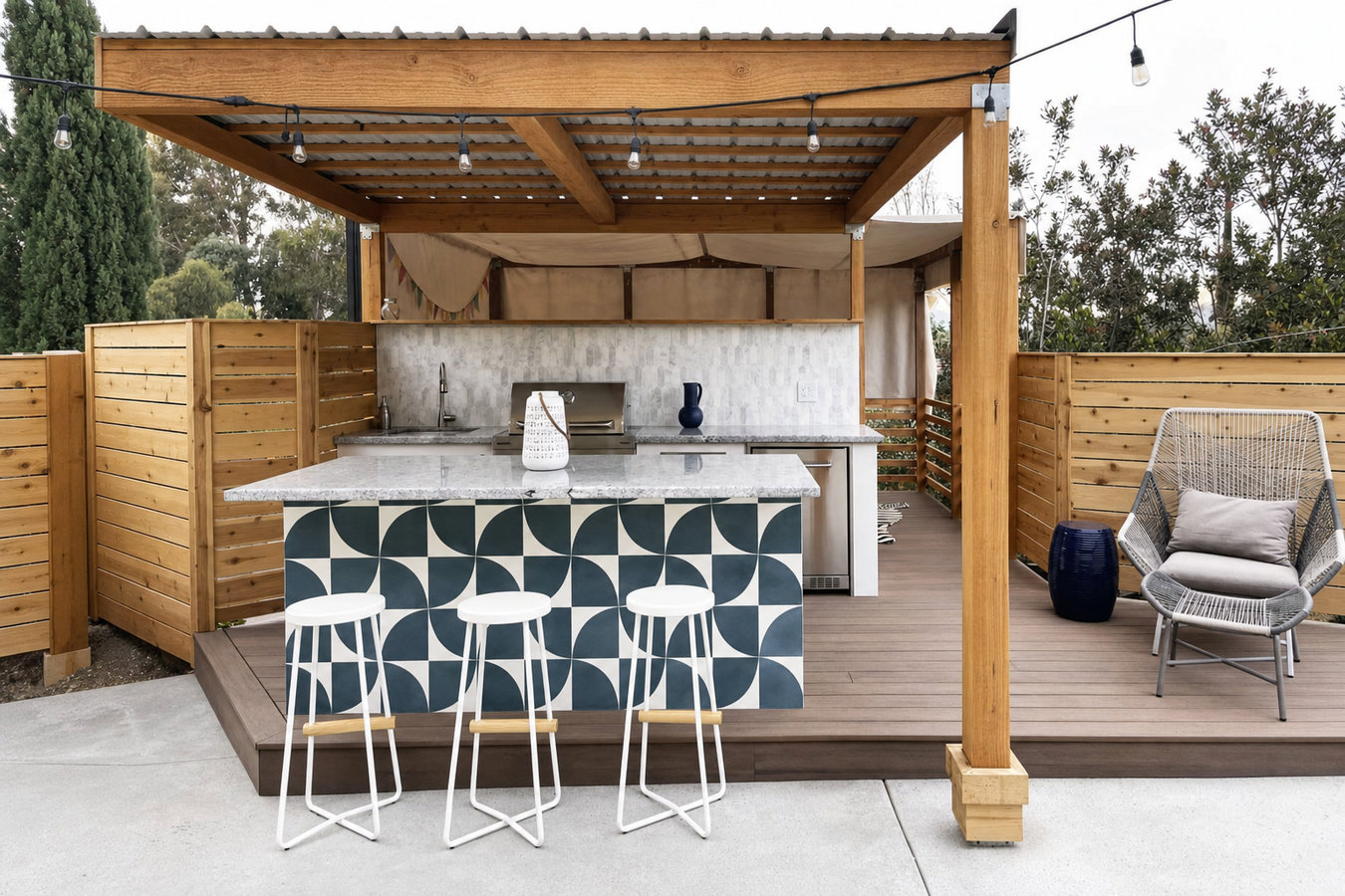 Outdoor kitchen decks
