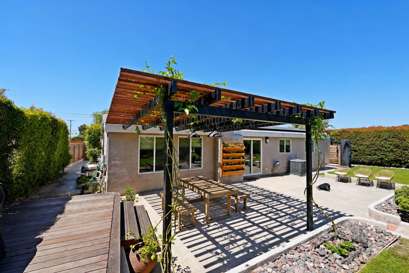 Pergola installation